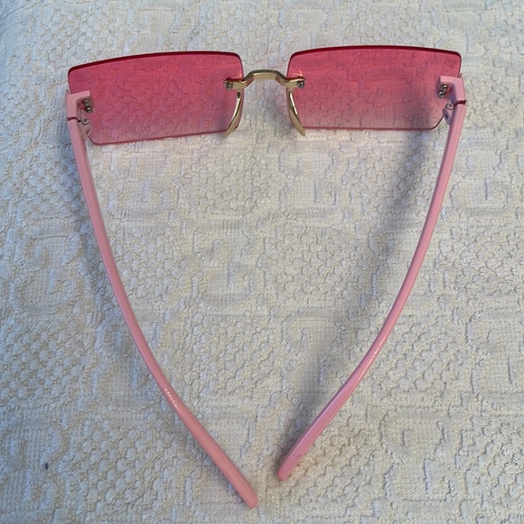 Women’s sunglasses - Picture 3 of 3